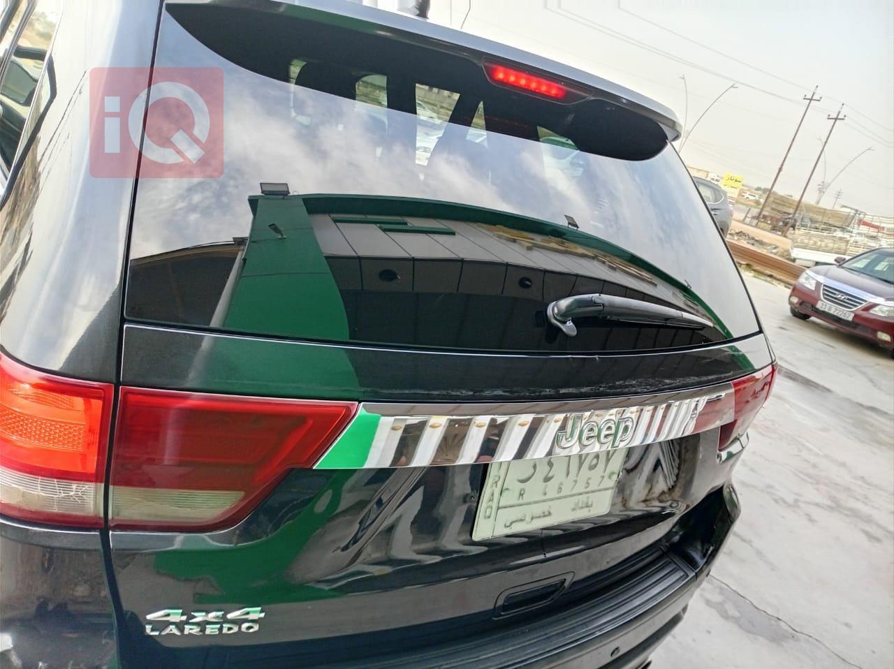 جیپ گراند شیرۆکی